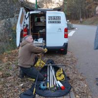 Christophe Moins monte sa perche télescopique