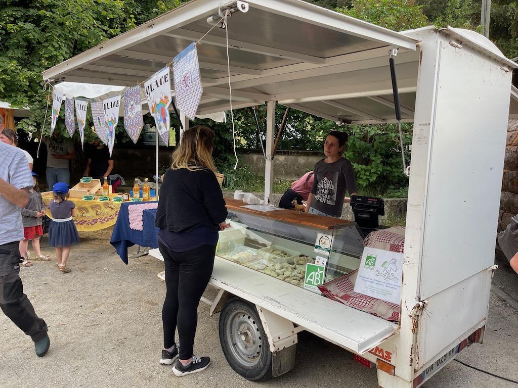 Les fromages et les goûteuses glaces du Chant du Riou