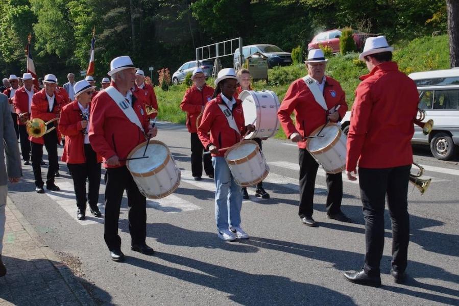 11 mise en place de la fanfare sainte victoire de gilhoc