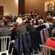 11 une assemble e attentive a l e coute des nume ros sortants carre e