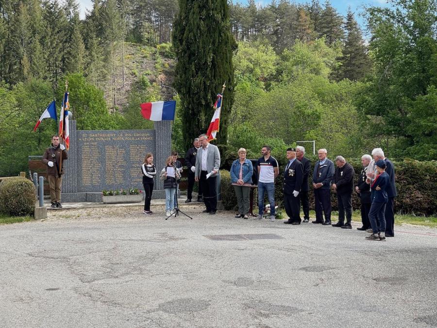 12 lecture du message du ministre par les enfants de l e cole