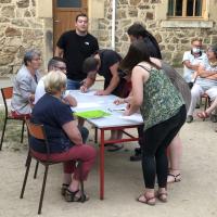 ... pour aller signer la feuille d'émargement