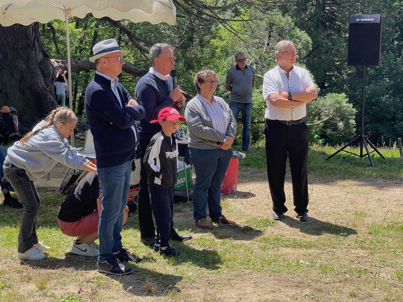 ... et le discours de Jean-Paul VALLON, vice-président du Département ...