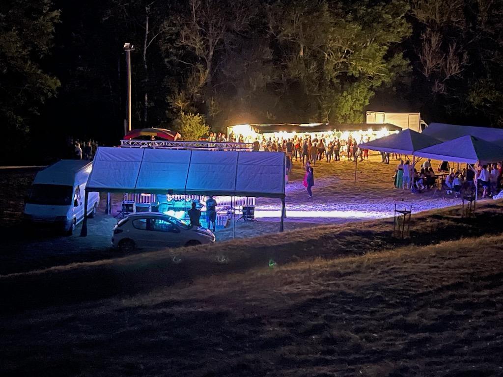 81 l esplanade du pre neuf un lieu parfait pour une telle manifestation