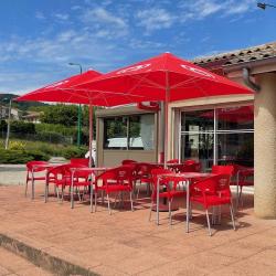 La ve randa et la terrasse carre e